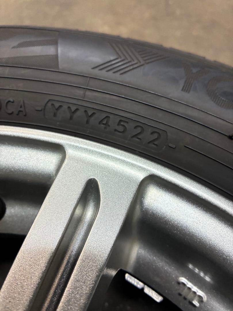 フィット、シャトルなど❗️185/60R15スタッドレスセット❗️