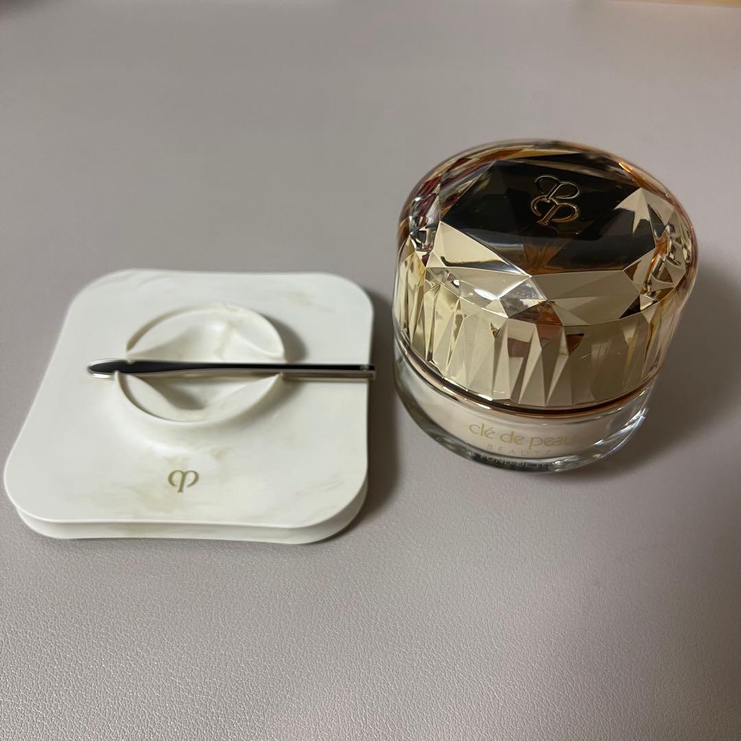 クレドポーボーテ　ルフォンドゥタンn オークル00