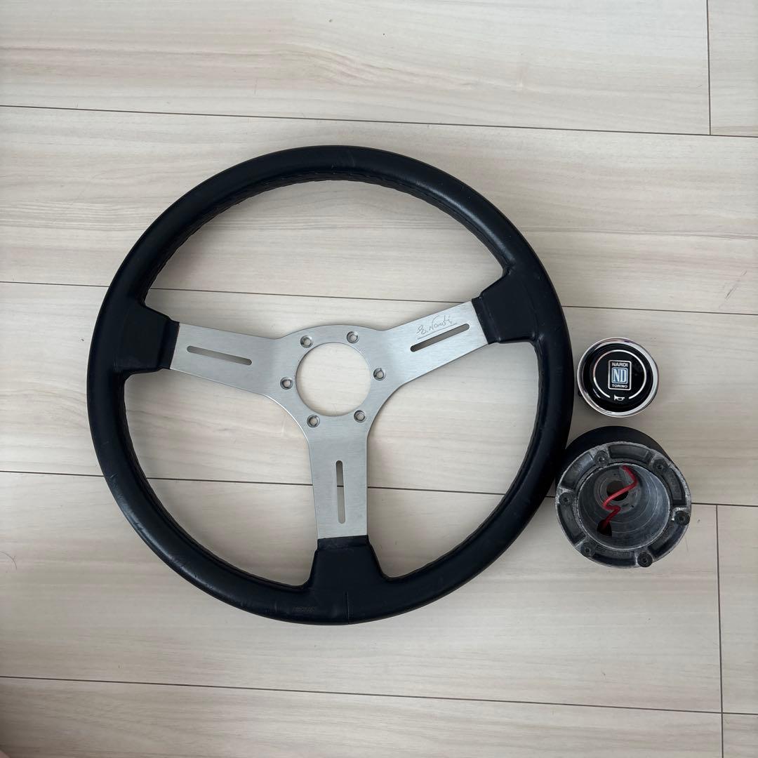 ナルディ　コンペティション　ブラックレザー&シルバースポーク36パイ　正規品中古