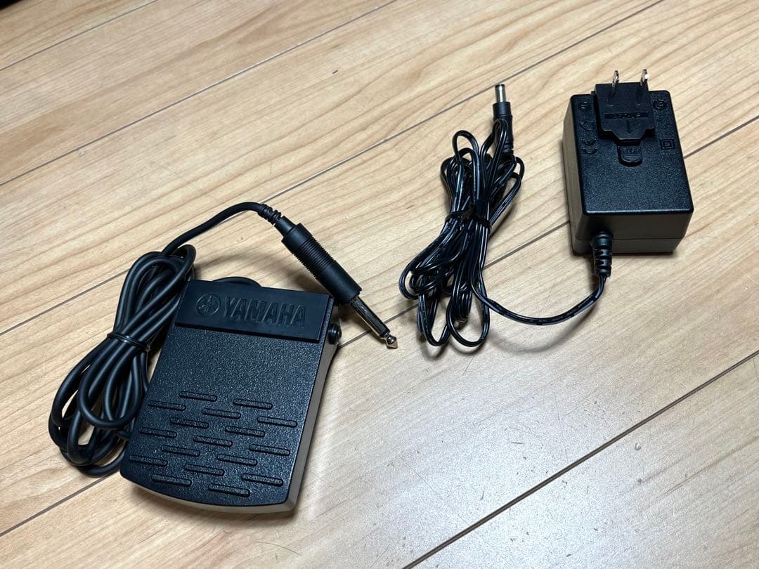 ヤマハ デジタルピアノ P-121B / 73鍵盤 / ブラック / 美品