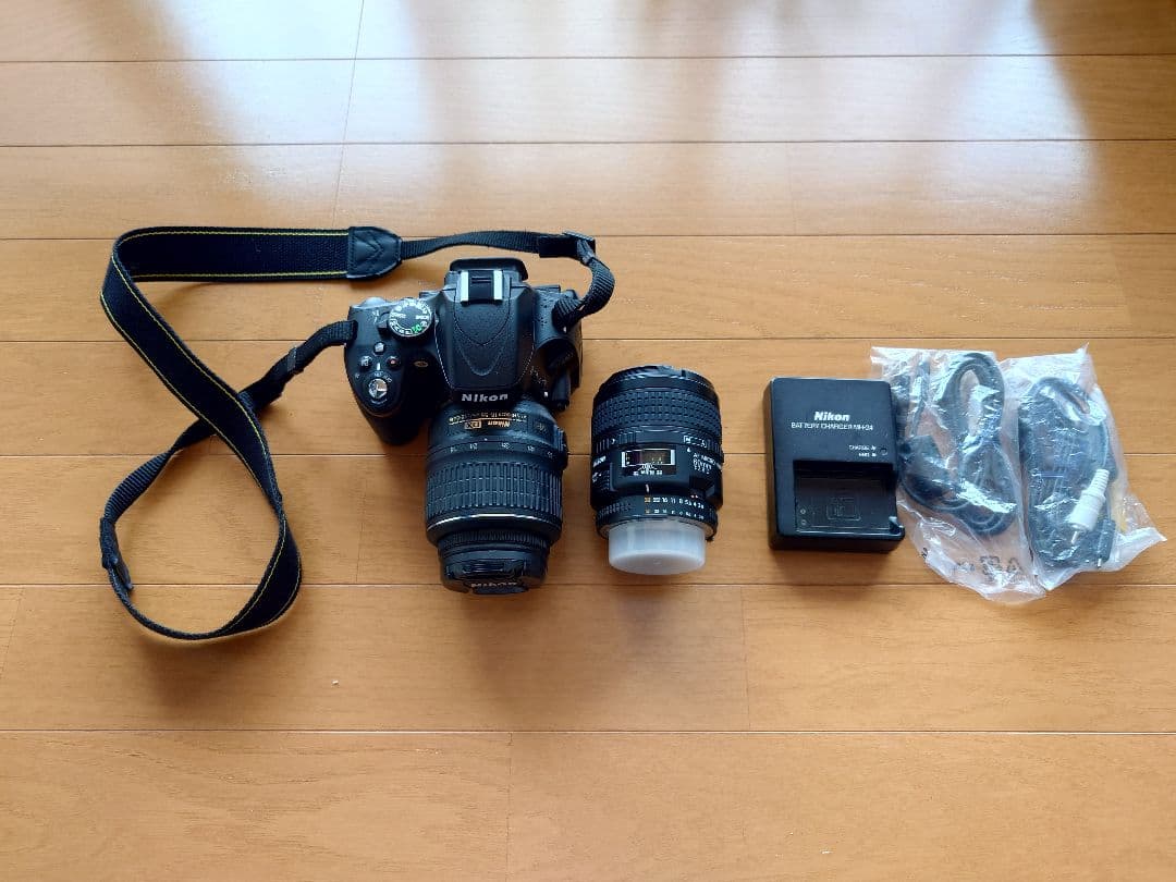 Nikon D5100 18-55 VR Kit ＆MICROレンズ