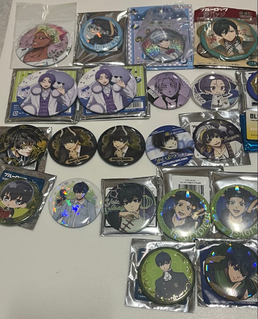 アニメ グッズ 缶バッジ 90点以上 大量 まとめ売り