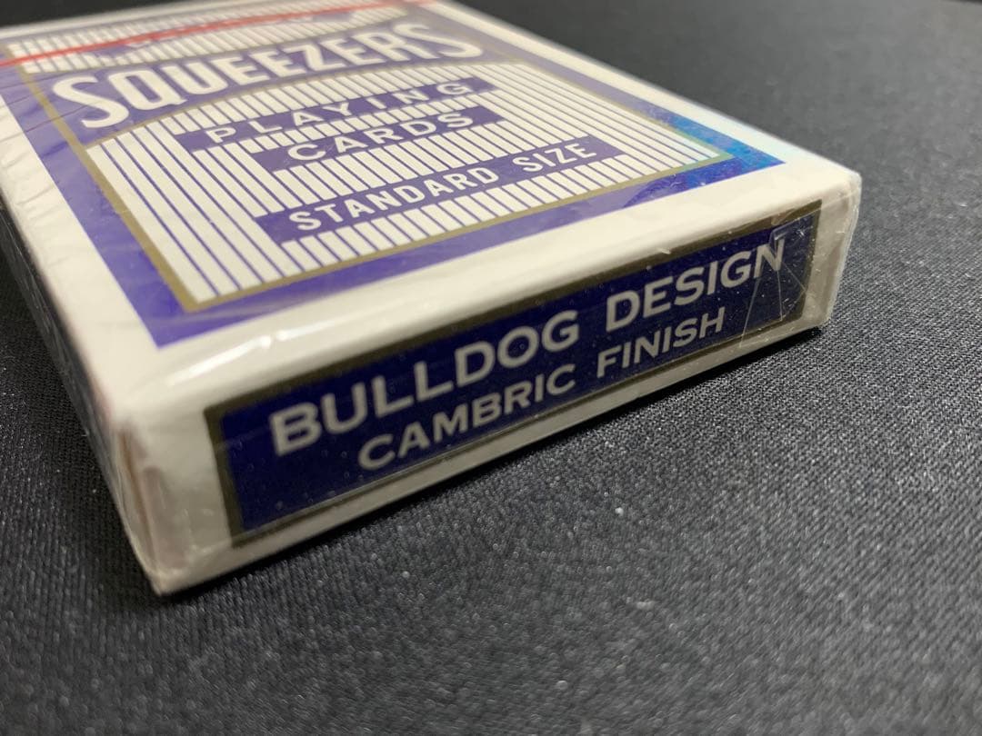 新品未開封 Squeezers Bulldog Design 1個