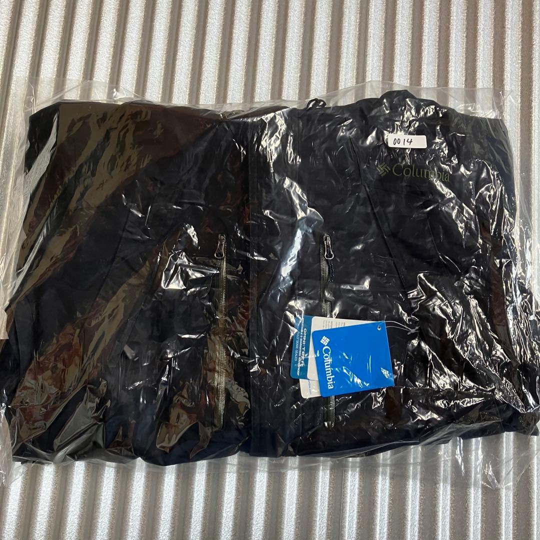 未使用　コロンビア　スノボウェア　上着　ジャケット　アウター　メンズ　M 黒