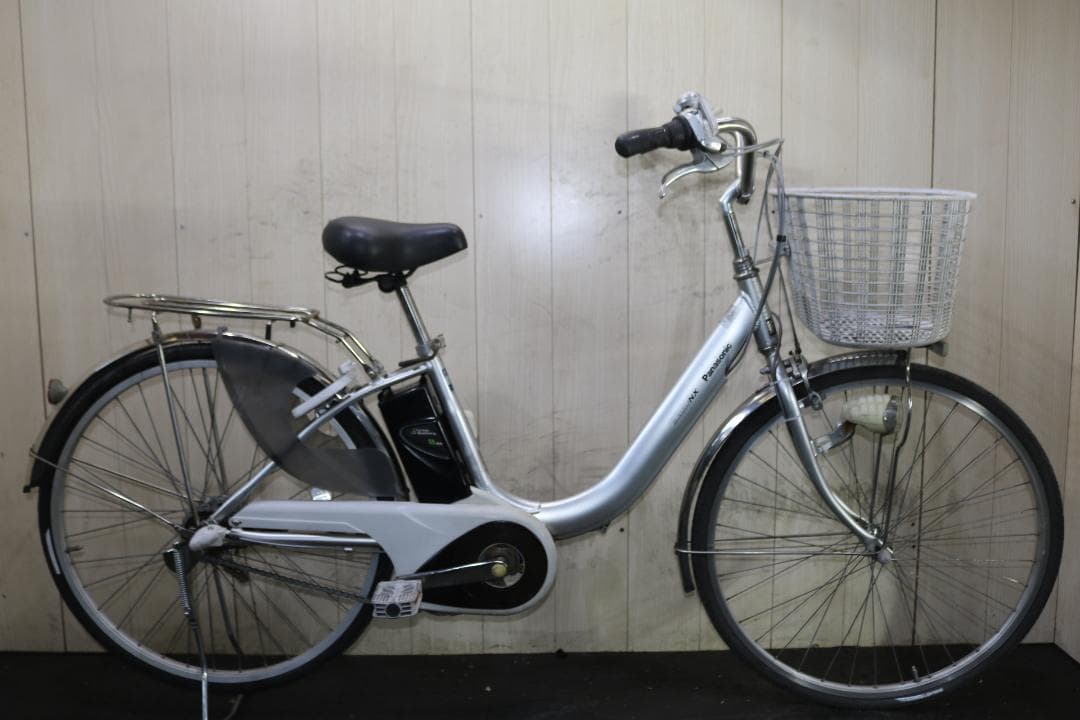 シルバー 電動アシスト自転車 前バスケット付き