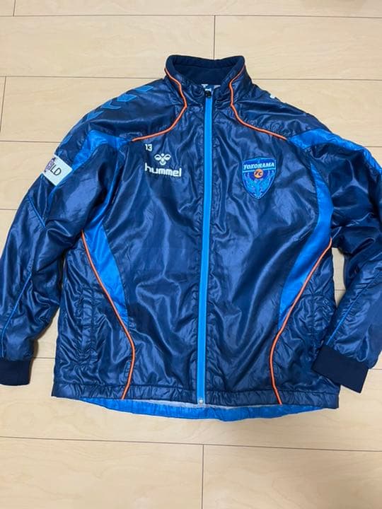 横浜FC ウインドブレーカー