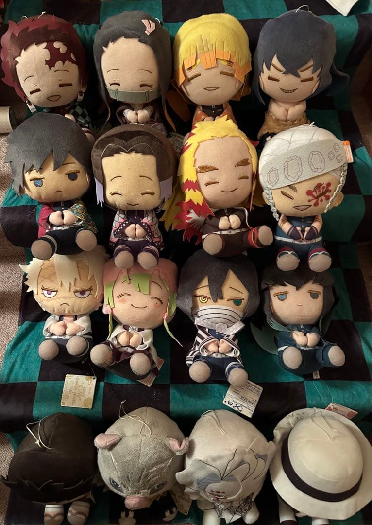 【断捨離中】鬼滅の刃 でっかいぽふっとぬいぐるみ 16体セット