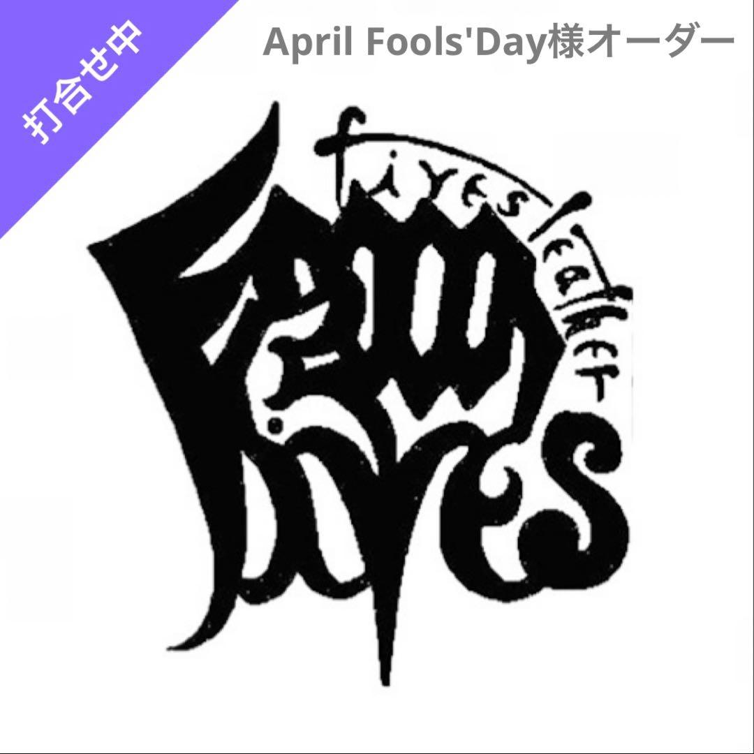 April Fools'Day様オーダー　レザーカービング カードケース