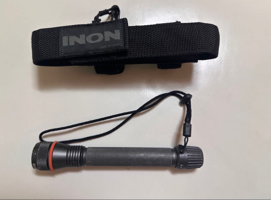 INON LE700-S ダイビングライト ＋ ライトケース付き