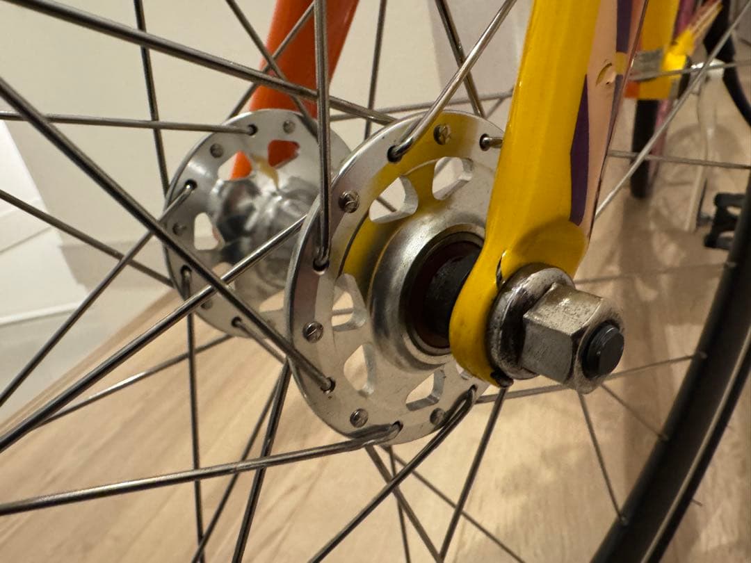 ピナレロ　シングルスピード　ピスト　自転車　ロードバイク