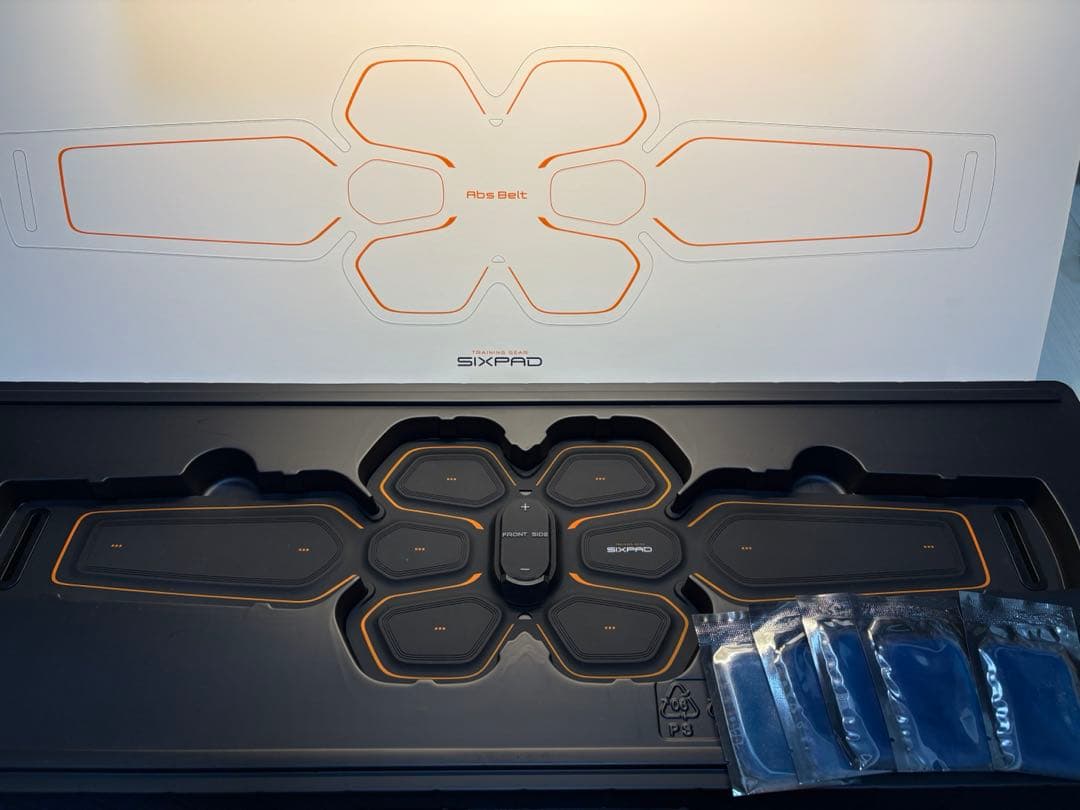 【月末SALE】【超美品】新品パッド付　シックスパッド　アブズベルト　S/M/L