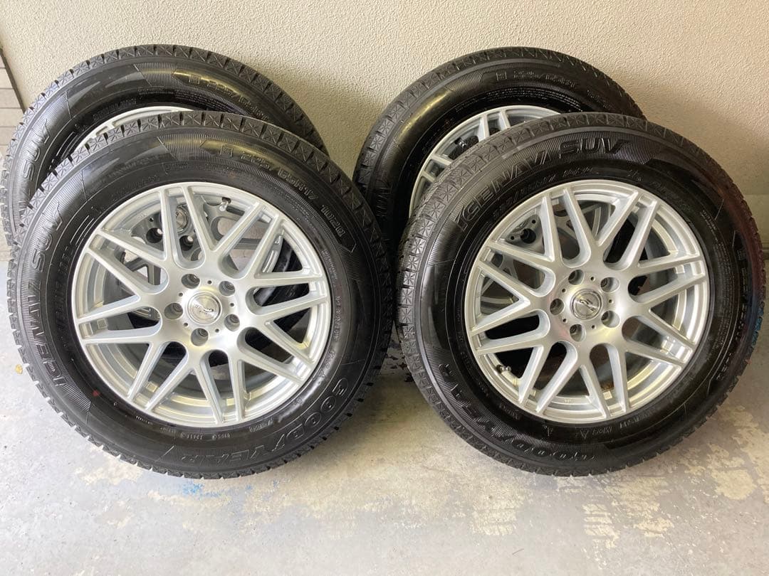 【良品_ハリアー取外し】スタッドレスタイヤ4本+ナットセット(簡易保管カバー付)