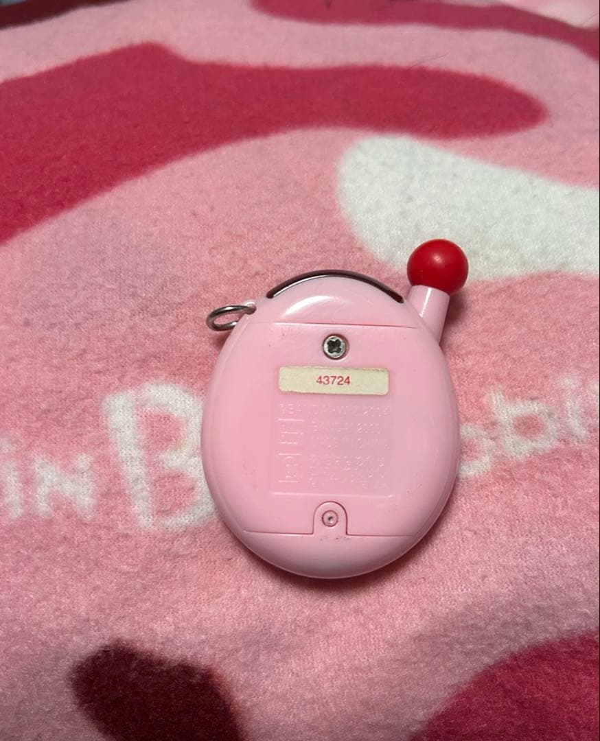 j*m様 たまごっちプラス　祝1さい　ピンク