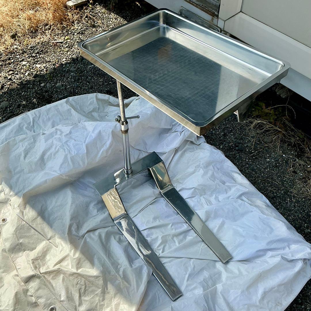 ステンレス製調整可能テーブル　医療　施術　高さ調節式　ワゴン 鍼灸/美容/ネイル