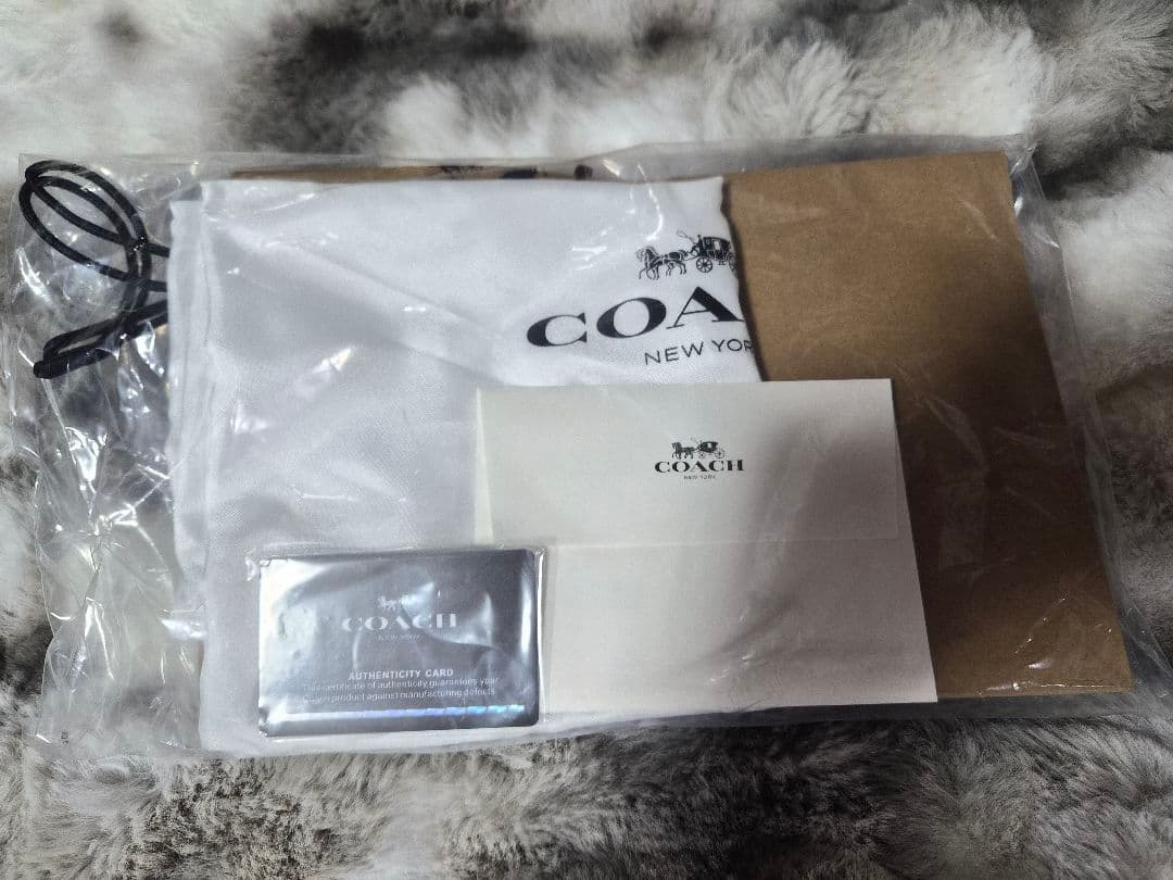 コーチペースメッセージャー クロスボディバッグ ショルダーバッグ CR098