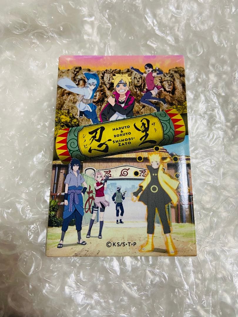 忍里 スクエア缶バッジ　NARUTO BORUTO
