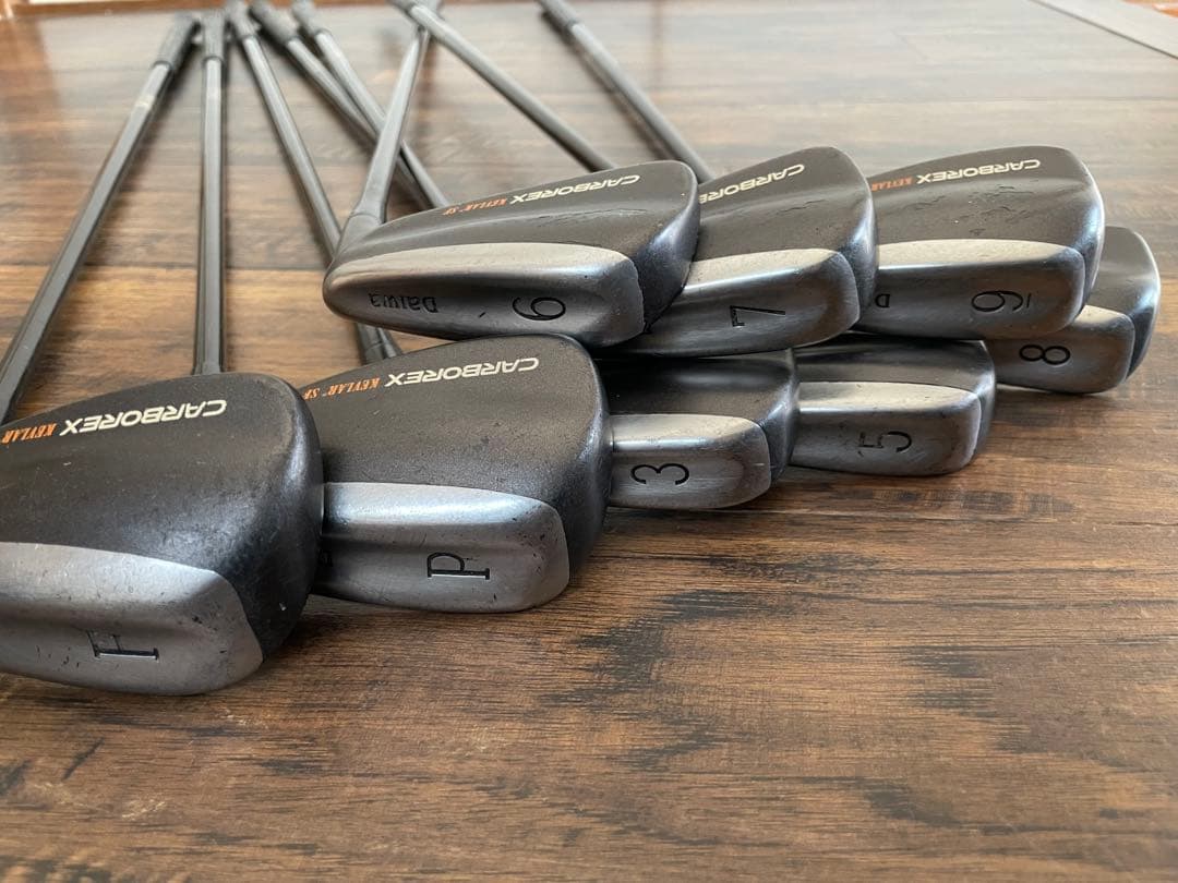 Daiwa CARBOREX 中空アイアン8本セット　R右　WHISKER SF