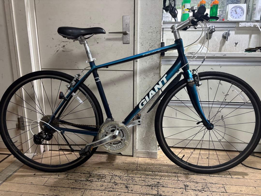 GIANT ESCAPE ジャイアントエスケープクロスバイク 青