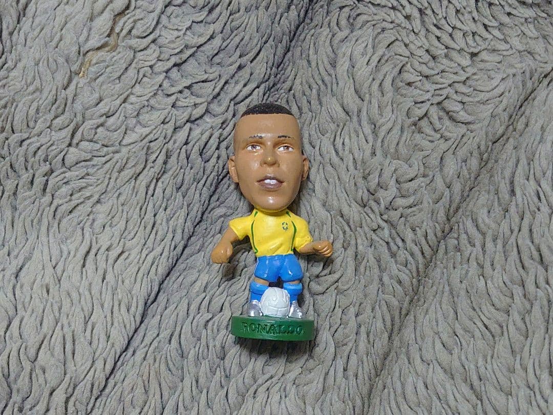 コリンシアン 　サッカーフィギュア　2000　ロナウド　NO.PRO340