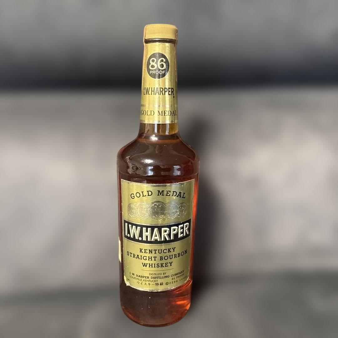 I.W. ハーパー　ゴールドメダル バーボンウイスキー　特級