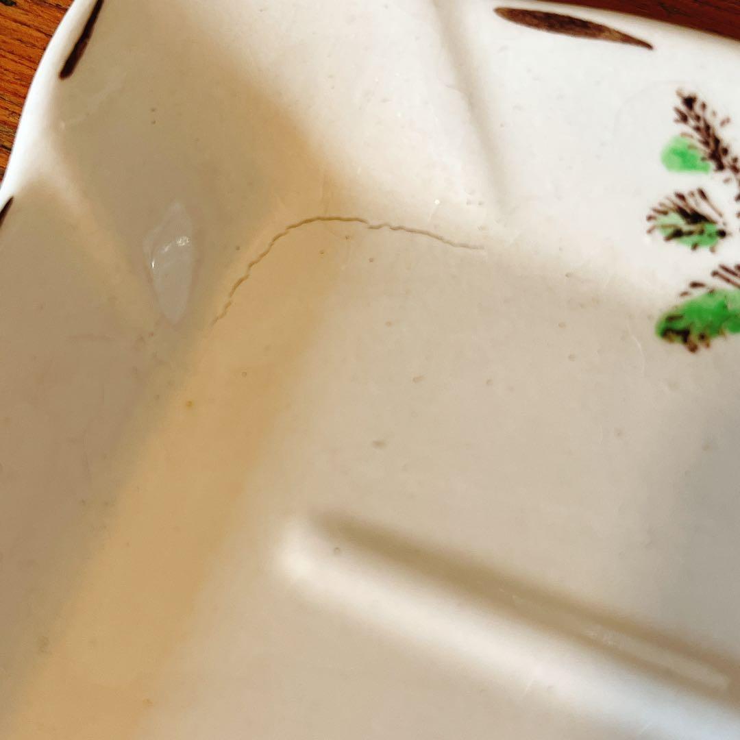 イギリス　可愛いミモザのチーズケース