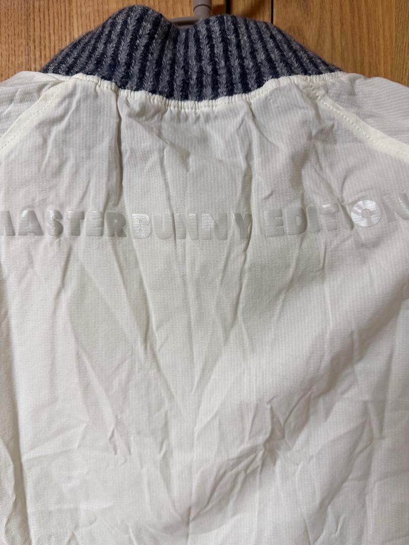 マスターバニーエディションゴルフナイロンジャンパー２枚重ね