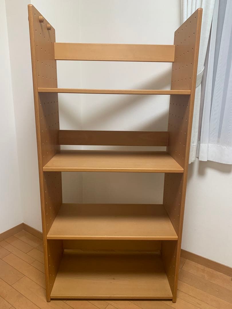 フォルミオ本棚