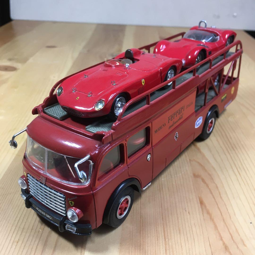 1/43チームフェラーリトレーラー　レア物
