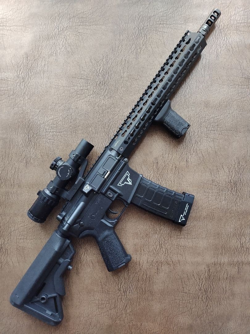 東京マルイ　スタンダード M4 ジョン・ウィック　TR−1風カスタム