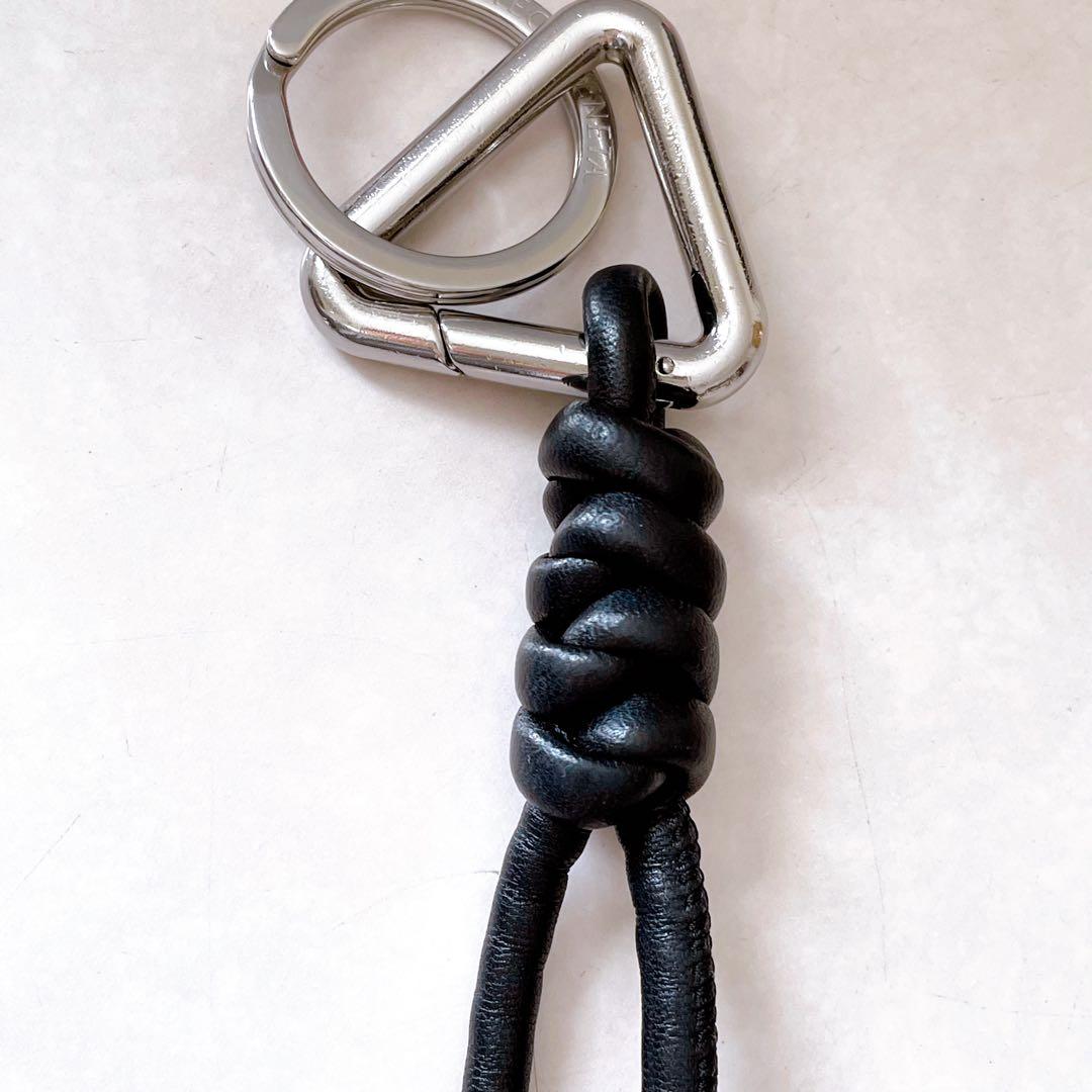 Bottega Veneta ボッテガヴェネタ　キーリング　キーホルダー　黒