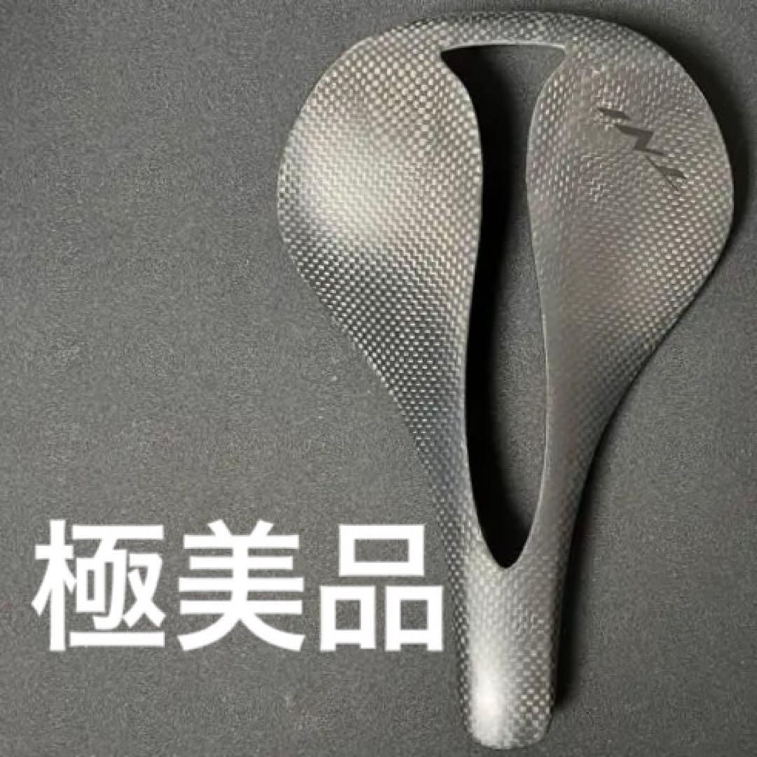 TNI カーボンフライ CarbonFly フルカーボン サドル 超軽量 84g