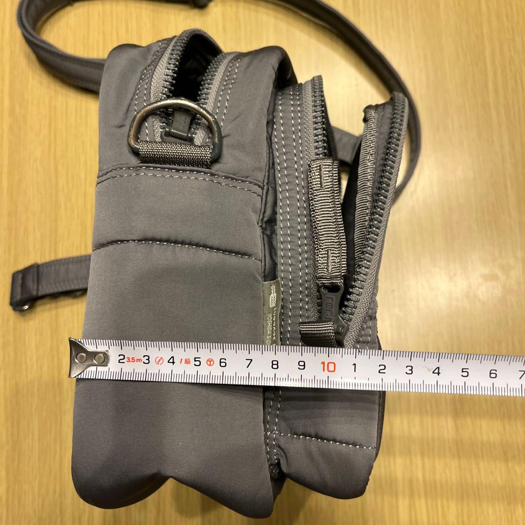 吉田カバンショルダーバッグ（サコッシュ）