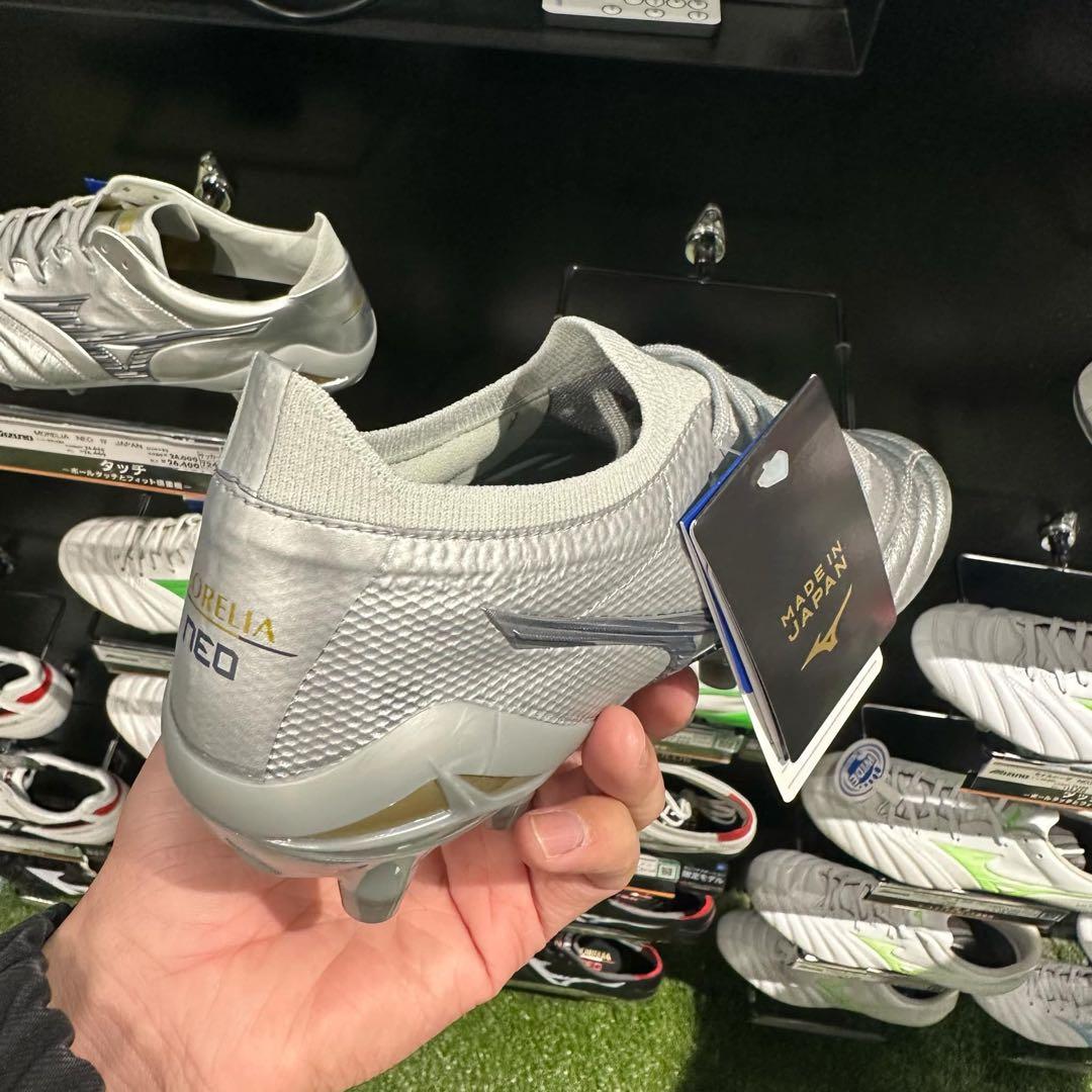 Mizuno モレリアネオ 4 β JAPAN 27.5cm