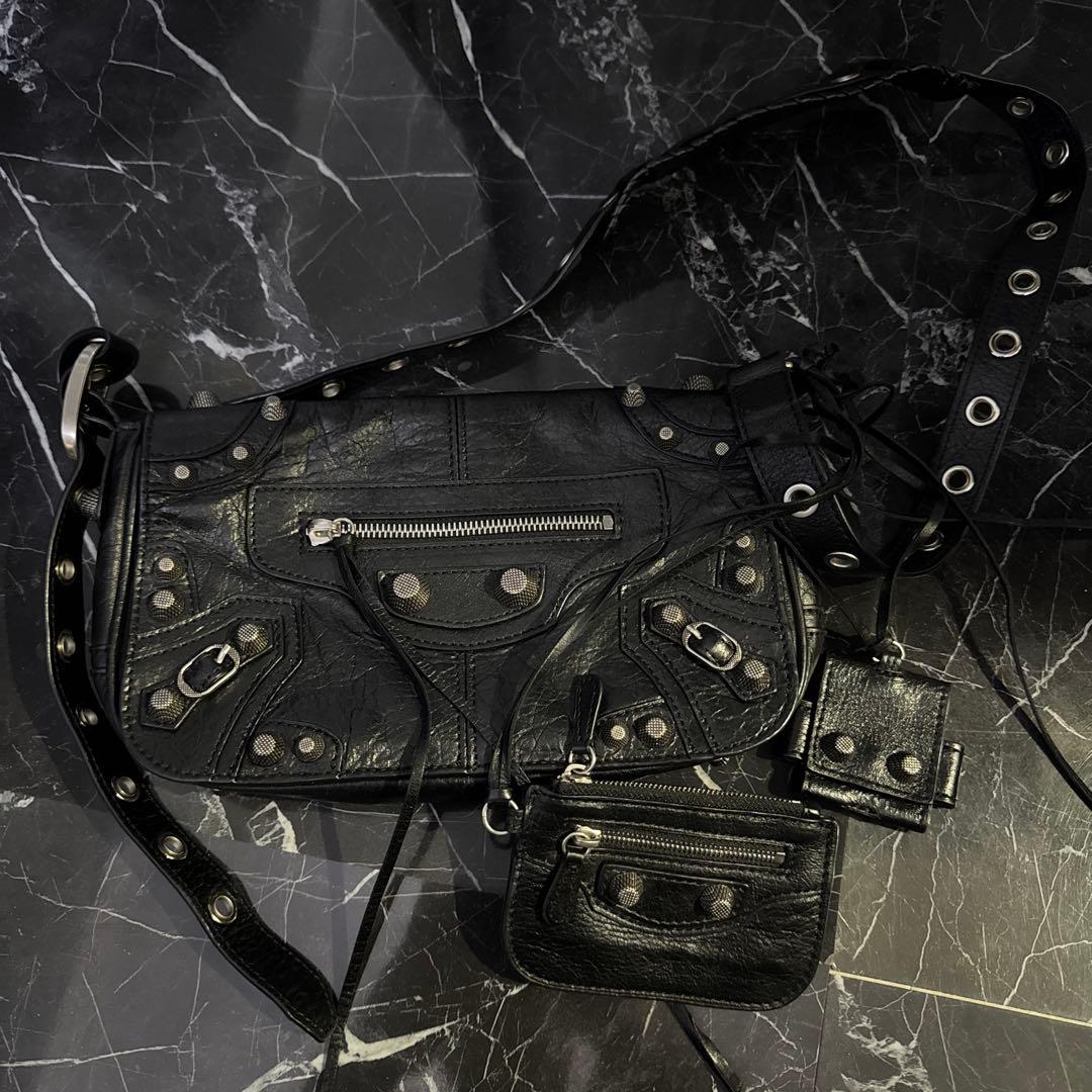 バッグ BALENCIAGA LE CAGOLE PEARCING XS