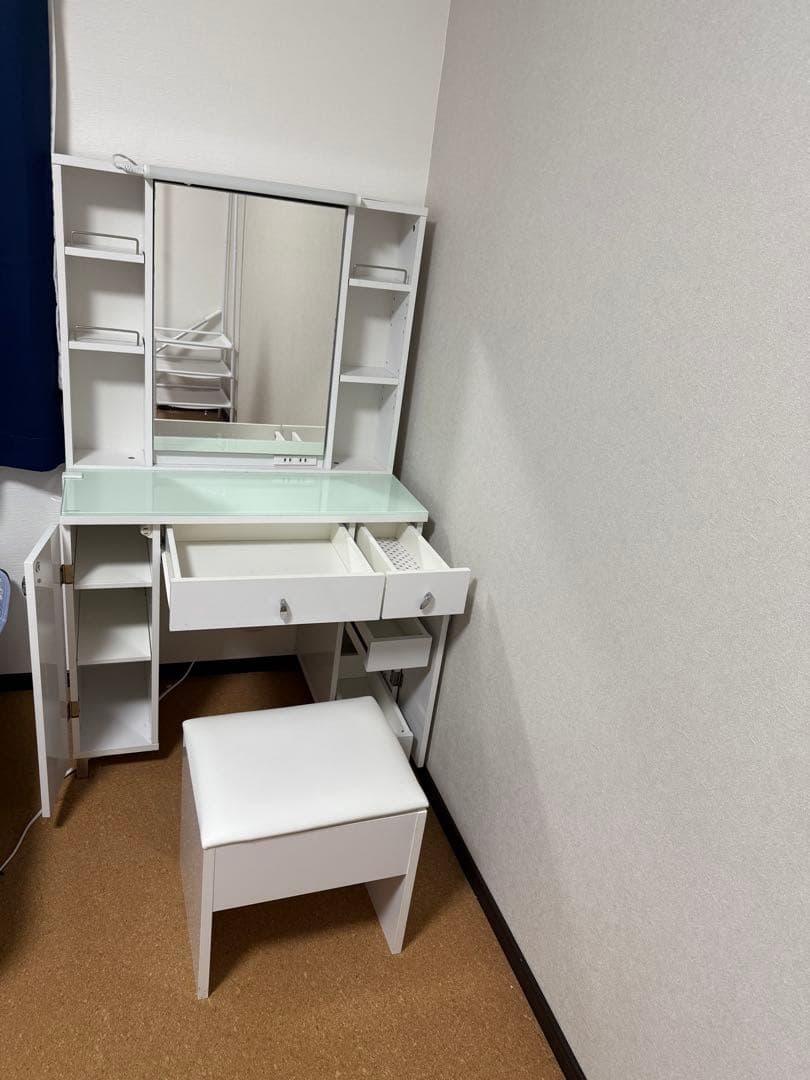 ニトリ　ドレッサー　コナ　ホワイト