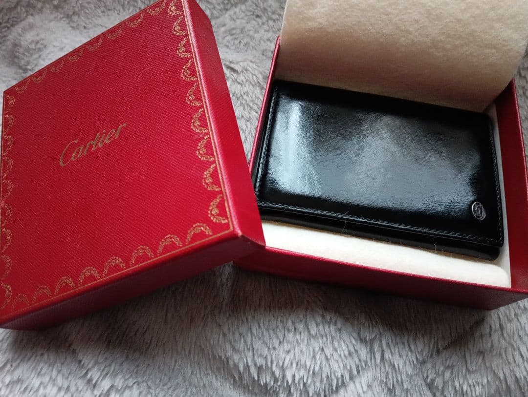 Cartier 黒 レザー 名刺入れ 箱付き