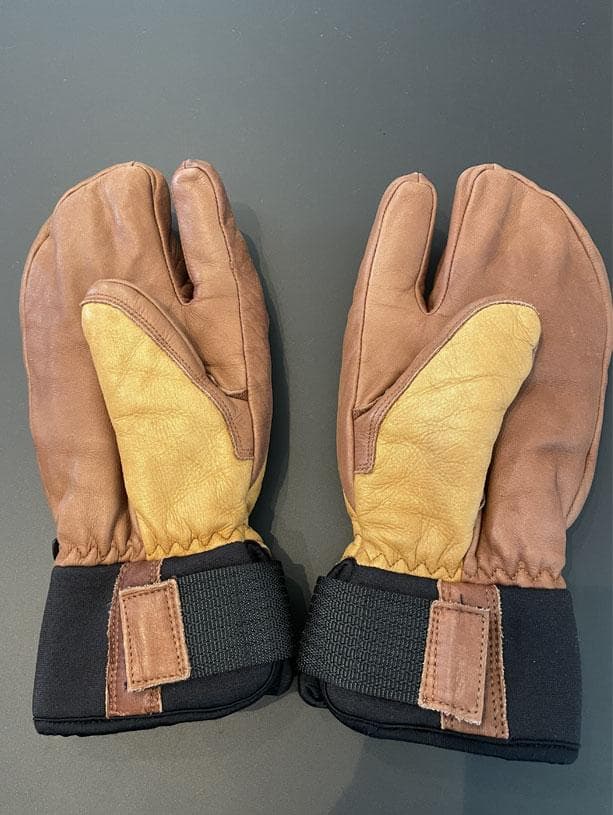 スキー 女性用　ゴーグル、グローブのセット