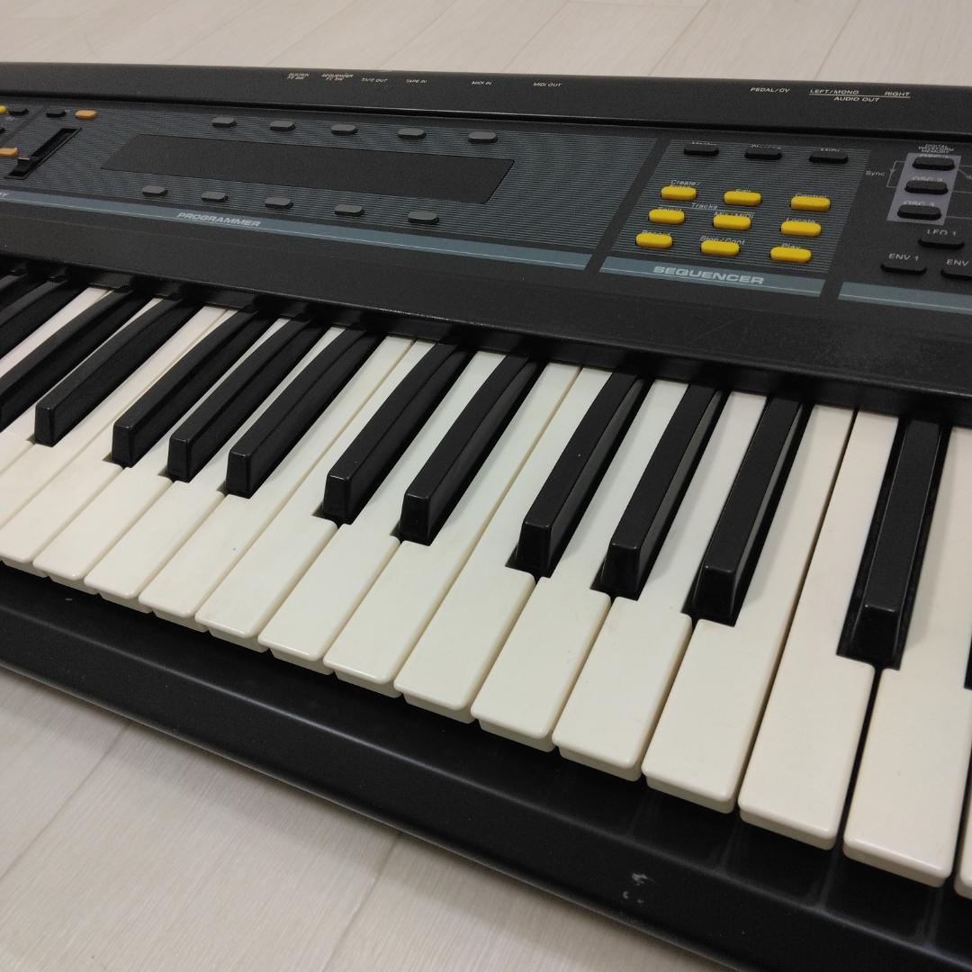 ENSONIQ ESQ1 ビンテージシンセサイザー 中古現状品