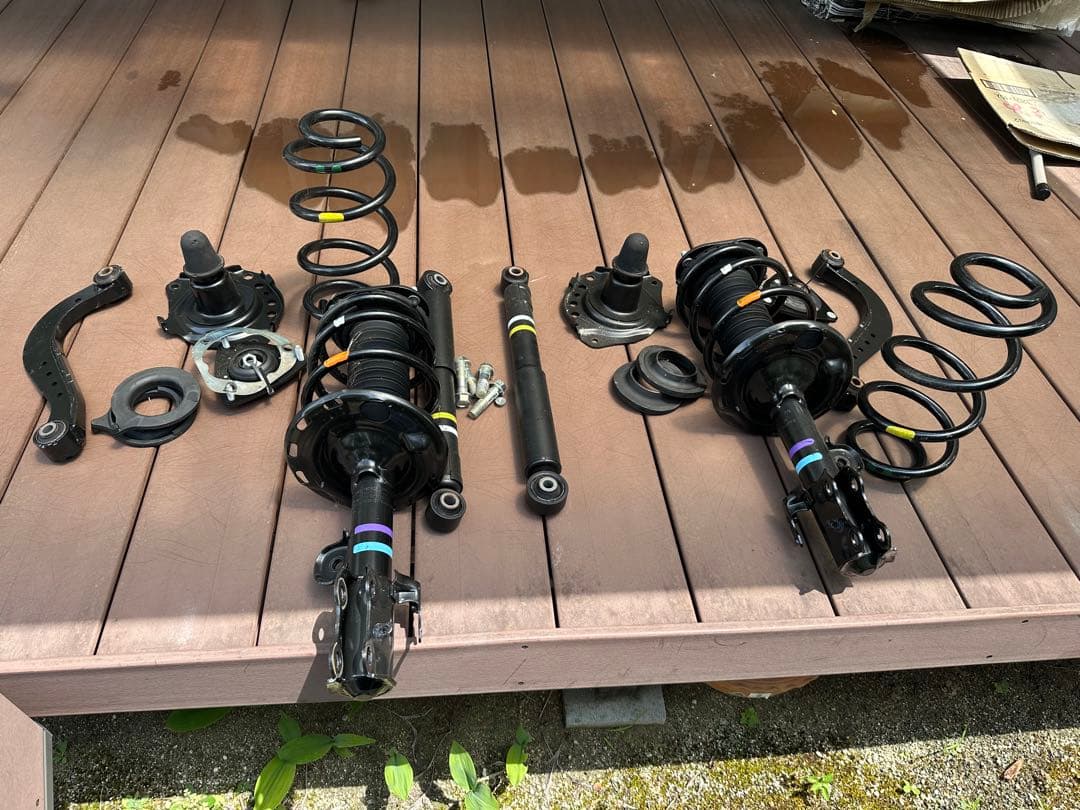 トヨタ純正　AGH30W アルファード　ヴェルファイア　サスペンション　一式