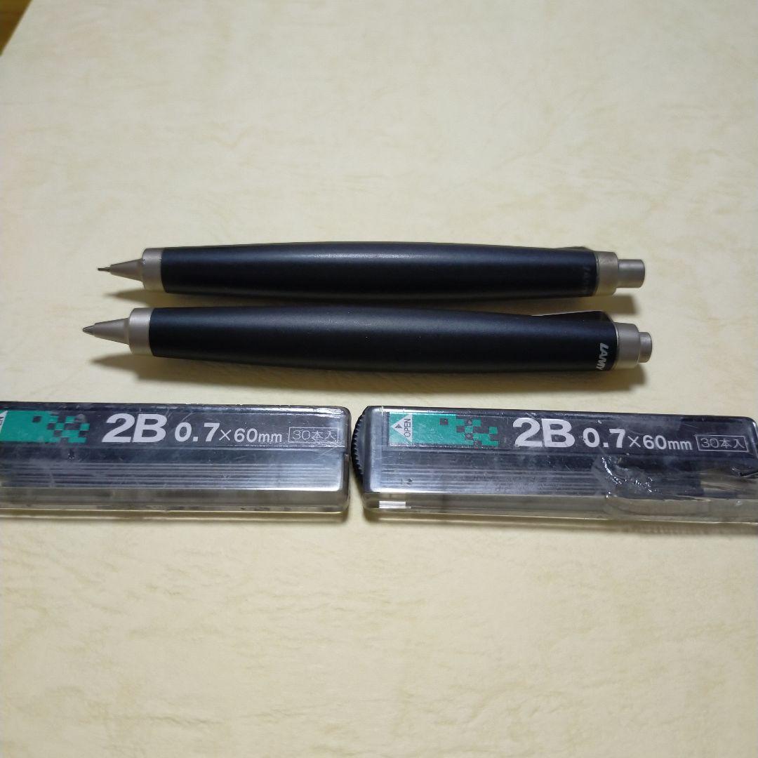 LAMY 黒ボールペンとシャーペンの 2本と替え芯