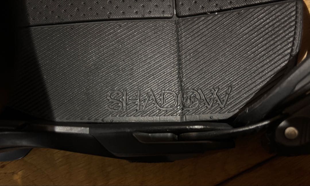 サロモン　HOLOGRAM SHADOWFIT スノーボードビンディング