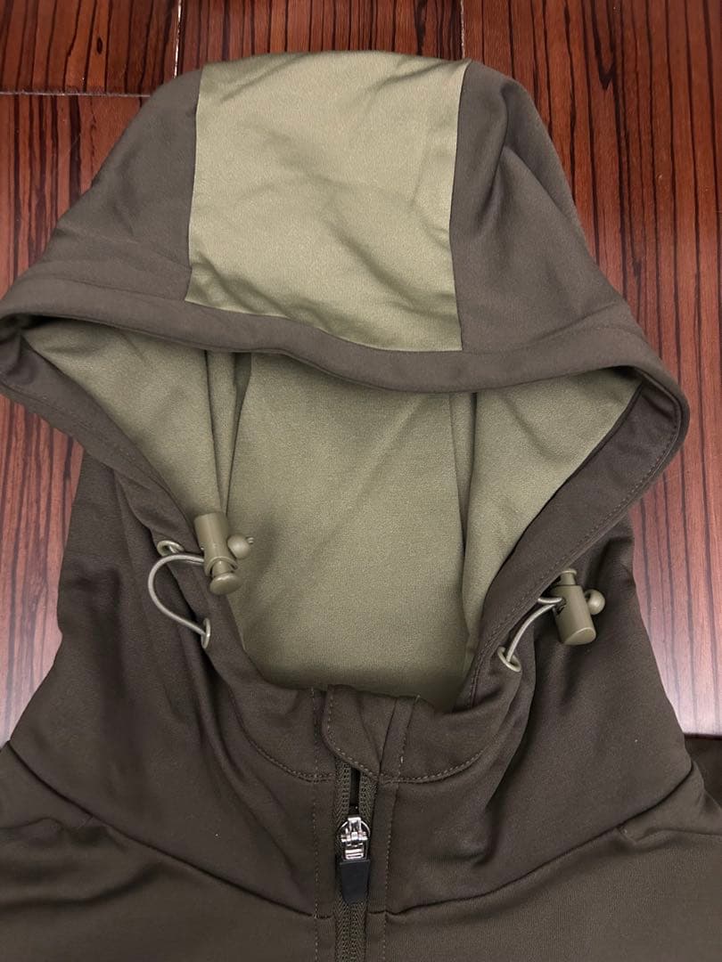 新品未使用　アシックス　オーストラリア代表　チームスウェット　M