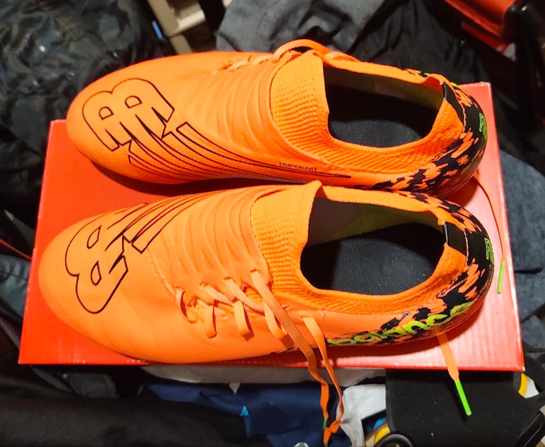 New Balance Furon V6 サッカーシューズ