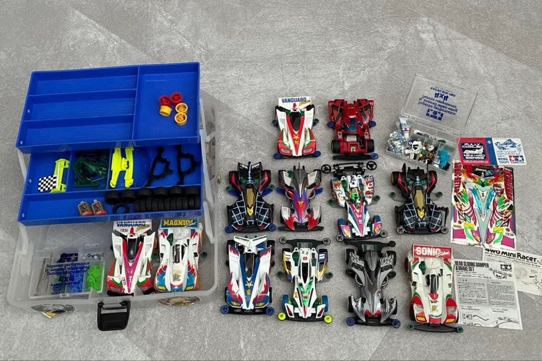 ミニ四駆車両 12台セット（付属品付）ジャンク品