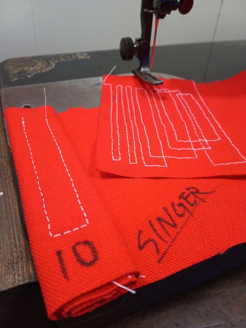 最終価格　お値打ち品　シンガー　スフインクス　縫うためのアンティークミシン