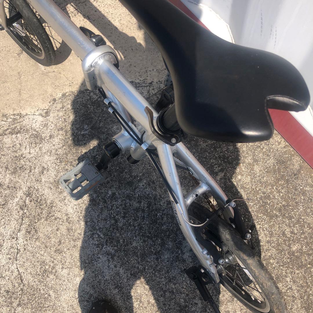 ルノー折りたた自電車