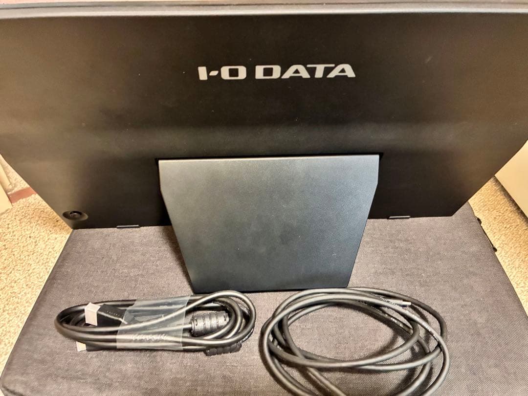 IOデータ モバイルディスプレイ17.3型フルHD / LCD-YC172AX