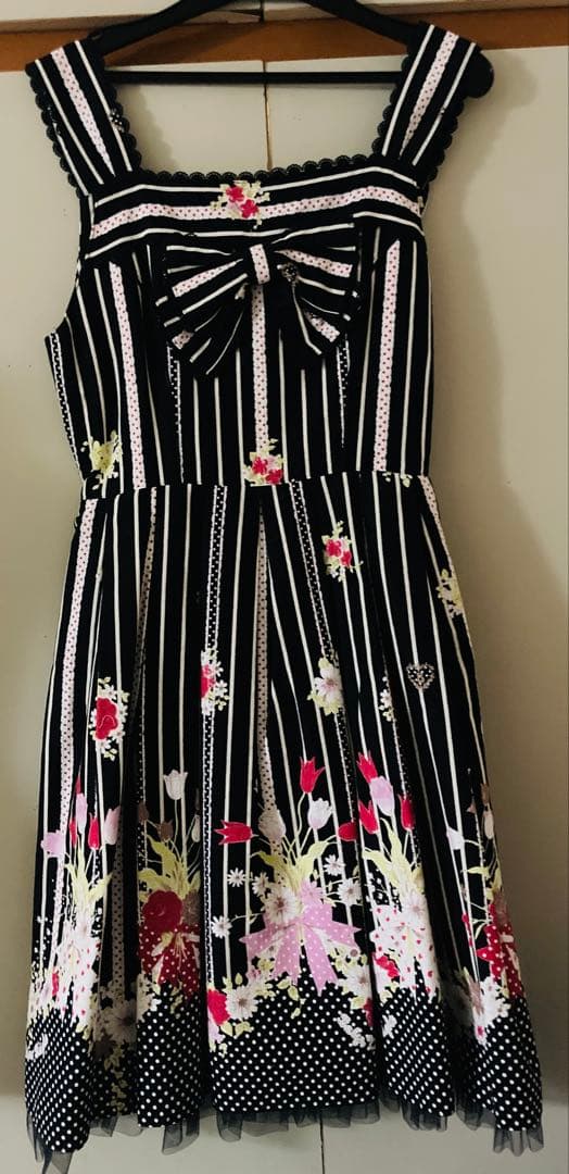 ベイビーザスターズシャインブライト　ジャンパースカート