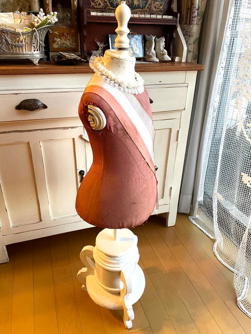 超レア　フランスアンティーク　チャイルドトルソー　ブローチ＆布花付き　たのメル便