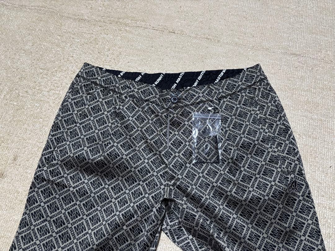 試着のみ　マスターバニーエディション　ストレッチジャガードパンツ　W84-92